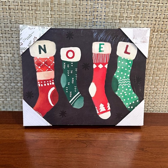 🎄🌟2xHP🌟NOEL Christmas Stockings Tabletop or Wall Decor by Kirklands - Picture 1 of 8